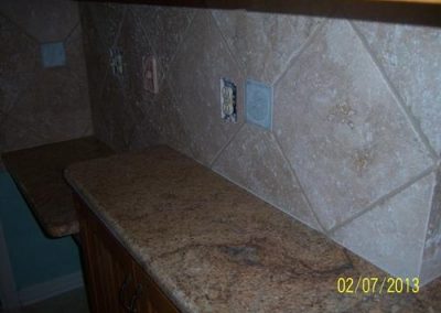 Luxury brown kitchen tiles | Stone saver Inc