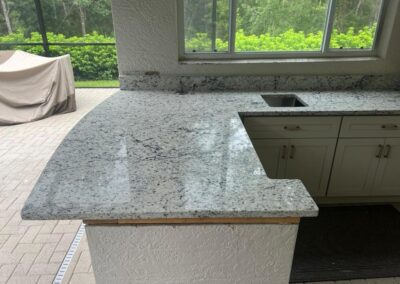Outdoor Kitchen countertop installation in Tampa | Stone saver Inc